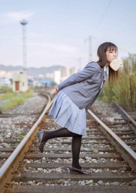 老女人野外三级视频_高清高清在线观看