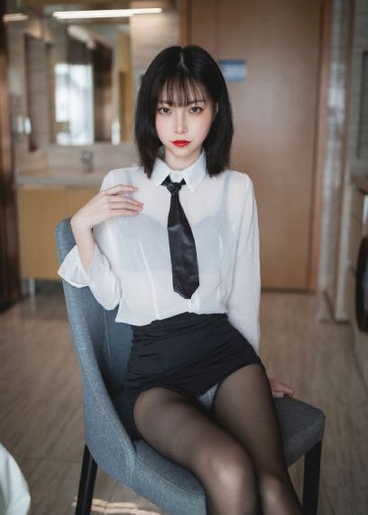 两个舍友脱了内裤摸J_日韩在线观看