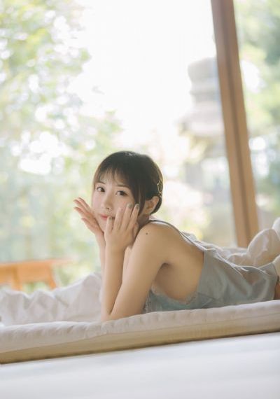 被滋润的少妇疯狂呻吟在线观看_HD免费观看韩国