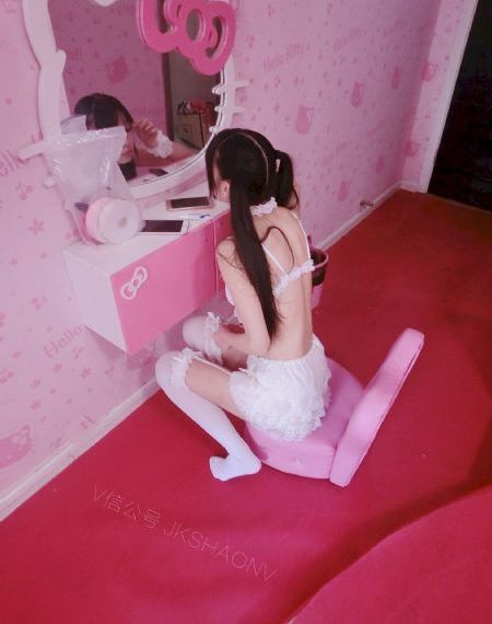 爆操女同事_国产剧在线观看高清